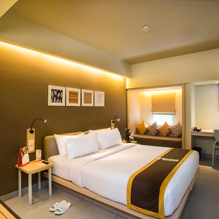 Sevn Legian Hotel Kültér fotó
